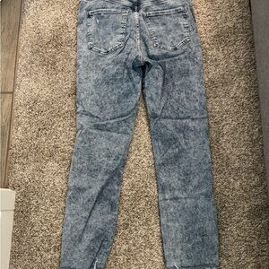 Express jeans barely worn. Super soft jeans